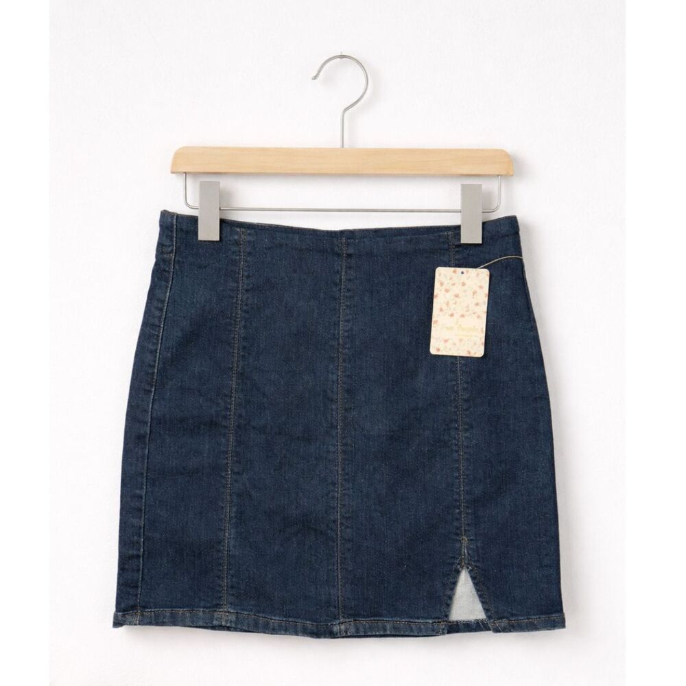 NWT Free People Dark Indigo Denim Mini Skirt Stretch Waist XS Boho Festival
